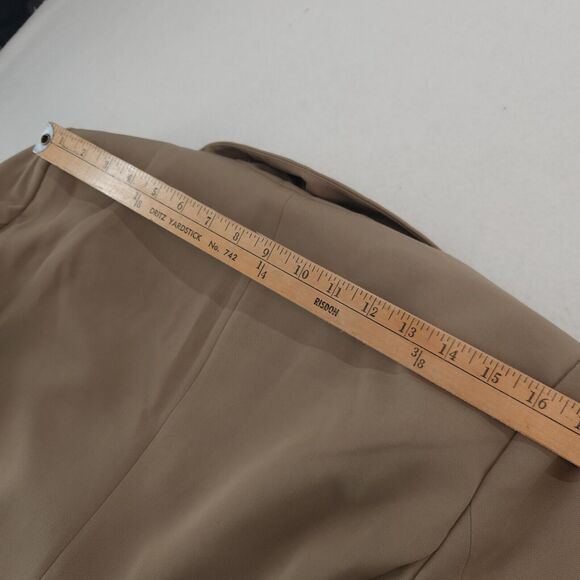 Grey Lab Women’s M Blazer Tan Minimalist Tailored Jacket Office Regency Chic - Picture 7 of 12